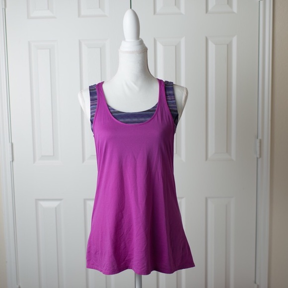 lululemon athletica Tops - Lululemon tank with built in bra